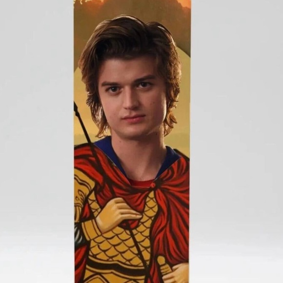 Steve from stranger things candle - Picture 2 of 2